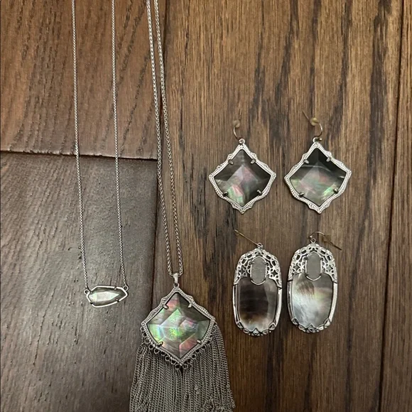 Kendra Scott Silver and Iridescent Set - Picture 2 of 3